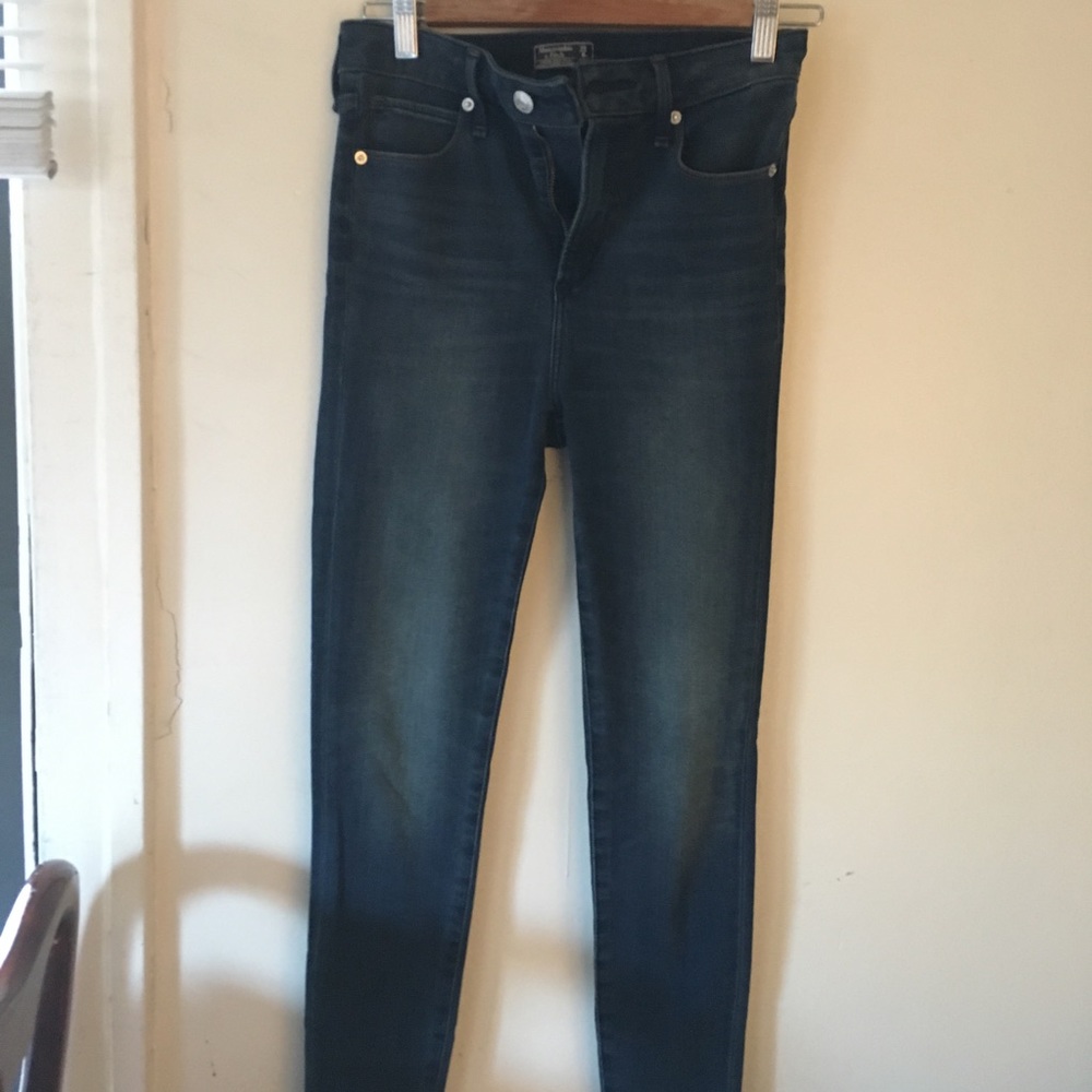 Abercrombie and Fitch High Rise Skinny Jeans